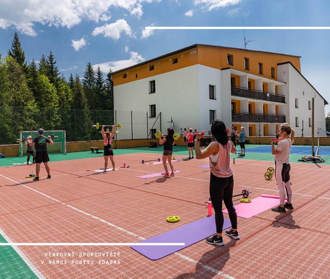 Hotel Kamzik *** Malá Morávka Dış mekan fotoğraf